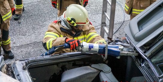 Übung mit umgekippten Fahrzeug | Freiwillige Feuerwehr Annaberg-Lungötz